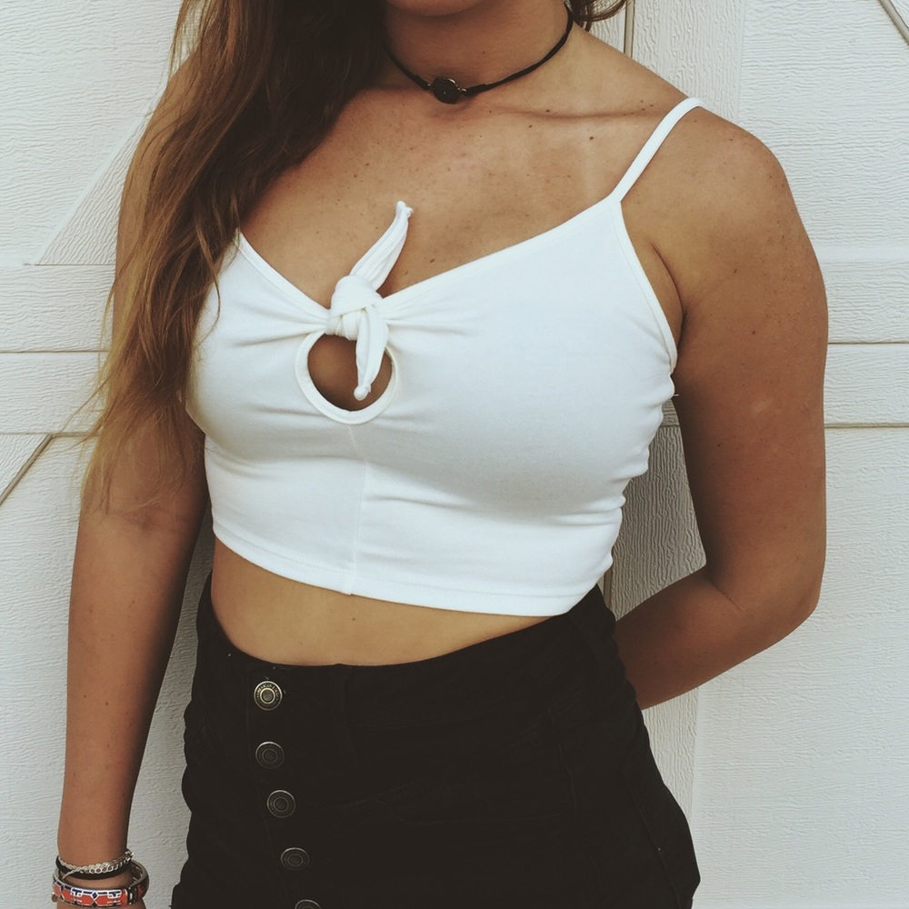 White crop top tie in front